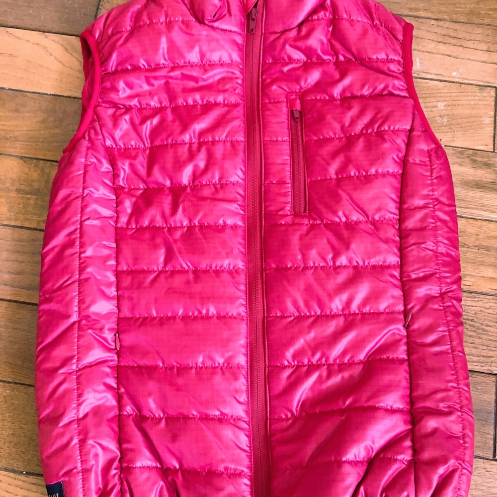 Brand new United by Blue puffer vest Red S